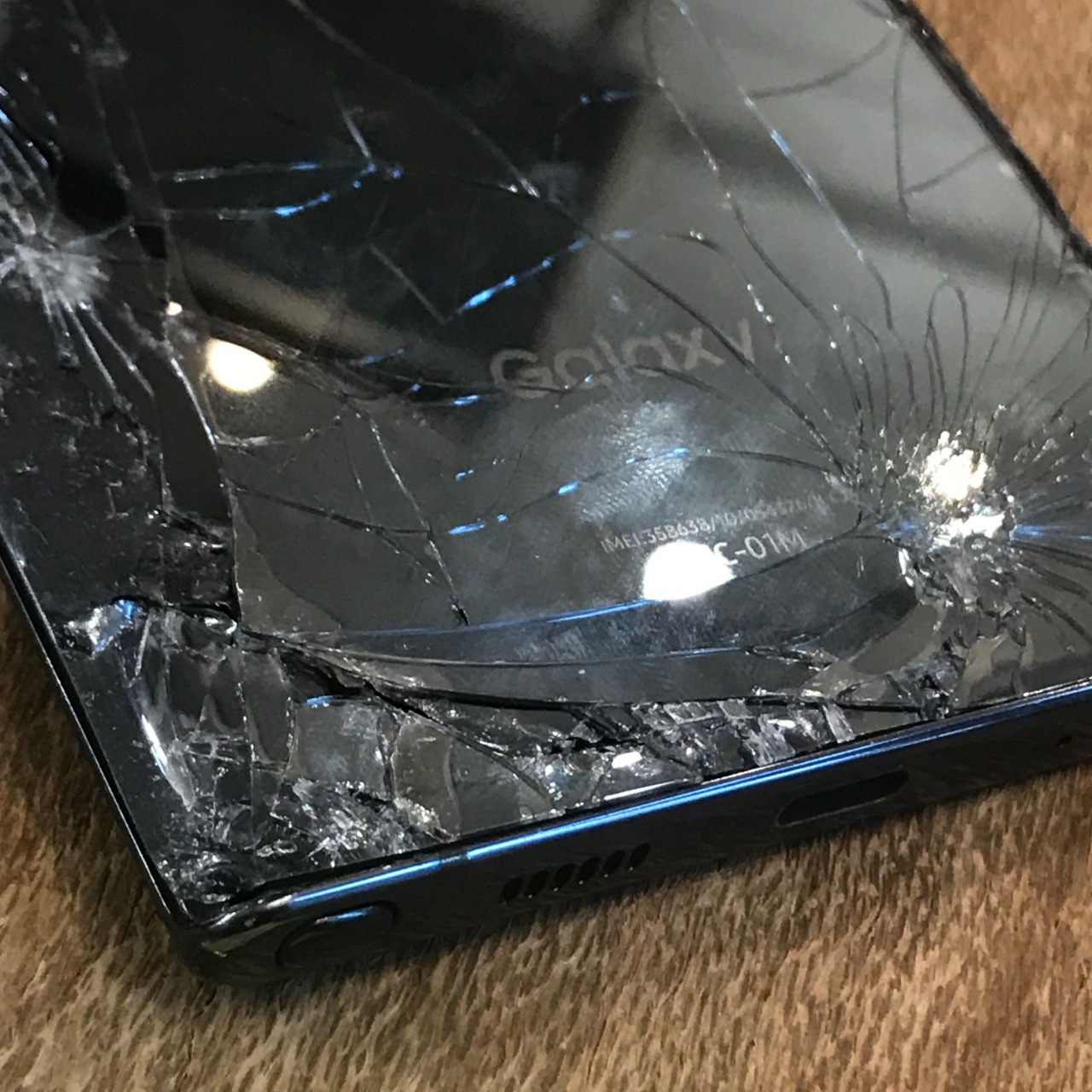 Samsung Galaxy Note10+ docomo SC-01M 液晶ガラス割れ 交換修理