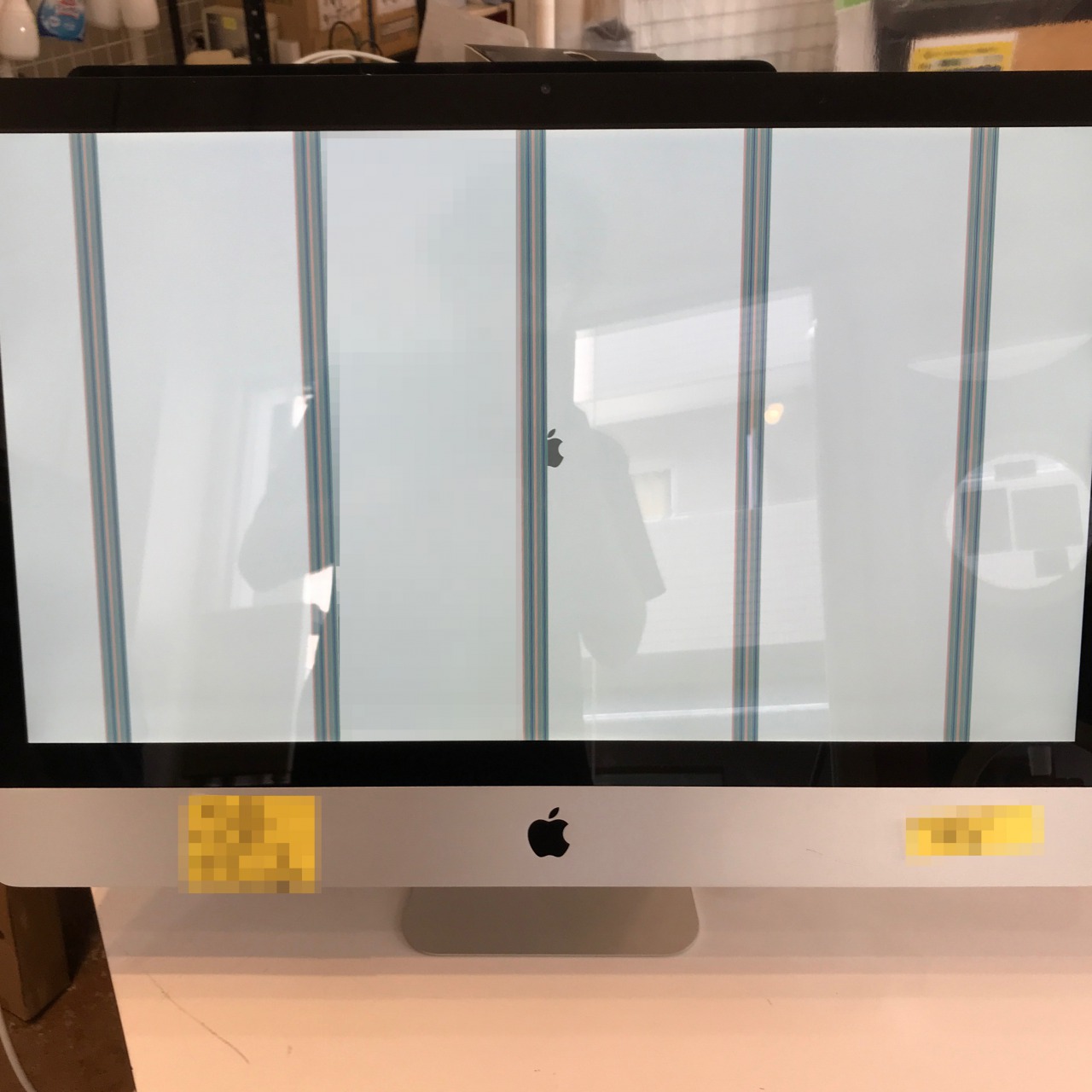 iMac (27-inch, Late 2009) A1312 縦縞表示 電源入るが起動せず GPU