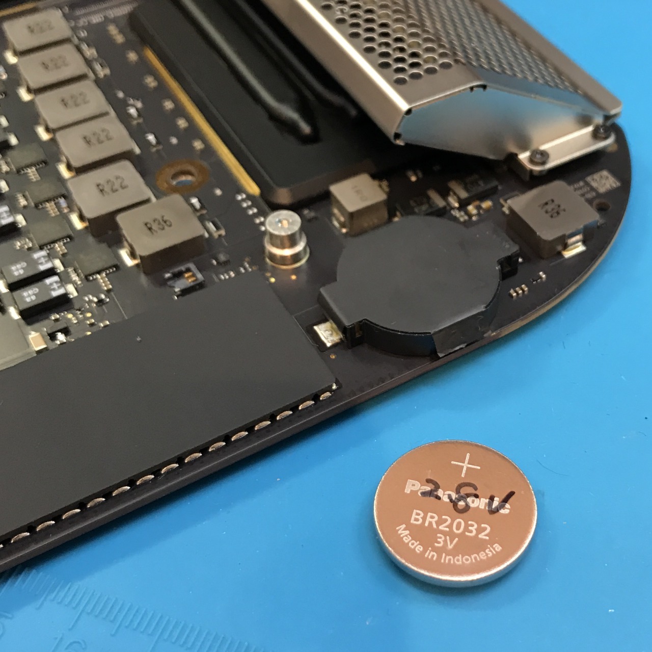 MacMini 2018年モデル Apple: 目立ったキズ、汚れなし Mac mini