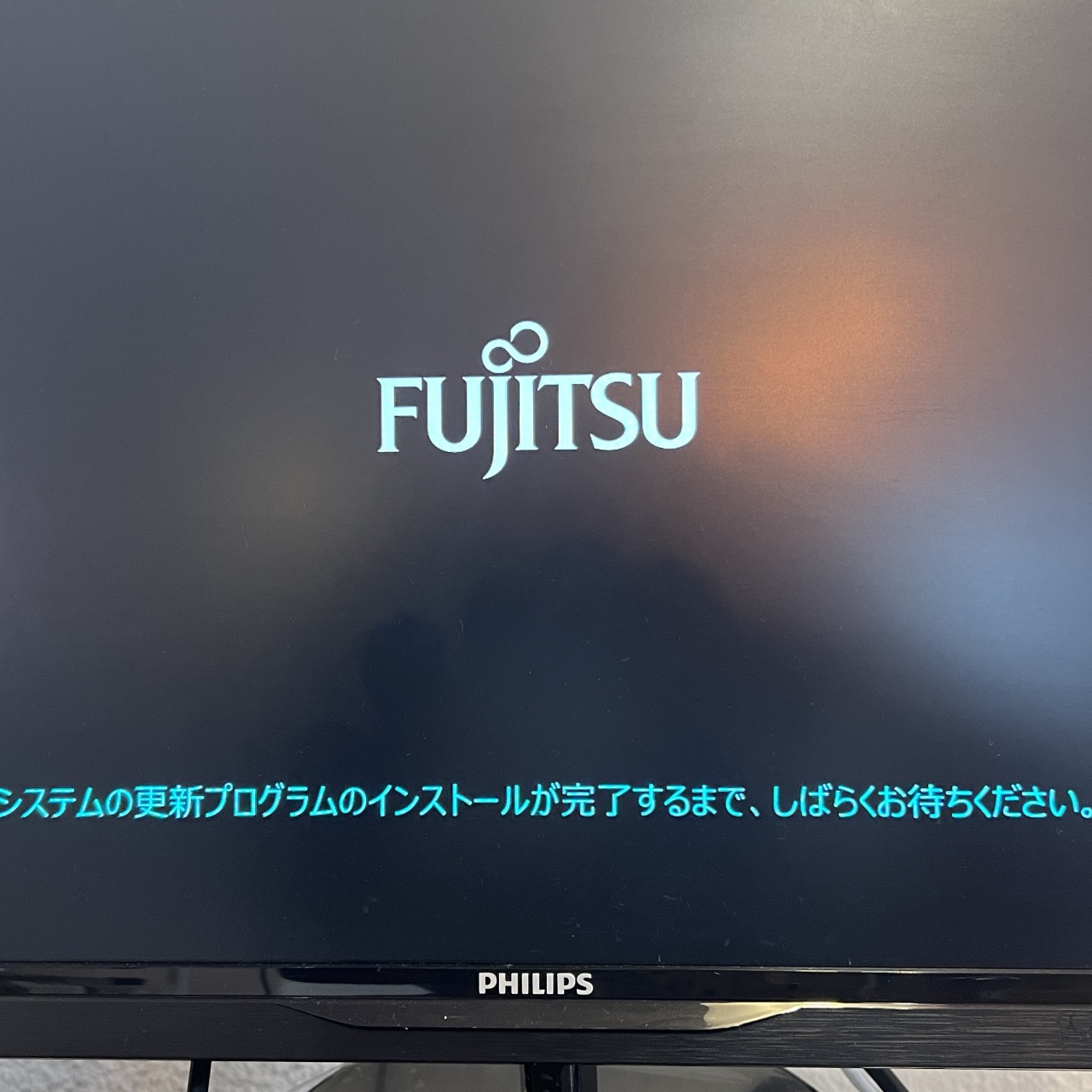 Fujitsu ESPRIMO WD1/X 動作がかなり遅くなってしまった HDD不良 SSD換装